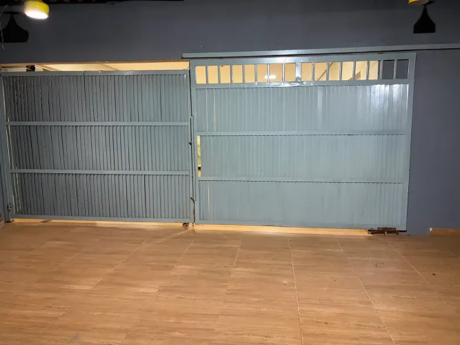 VENDO PORTÃO