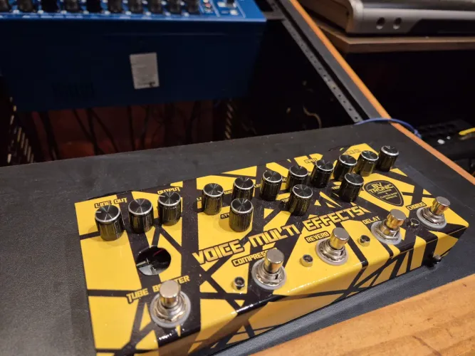 Pedaleira analogica para voz vocalista vocal