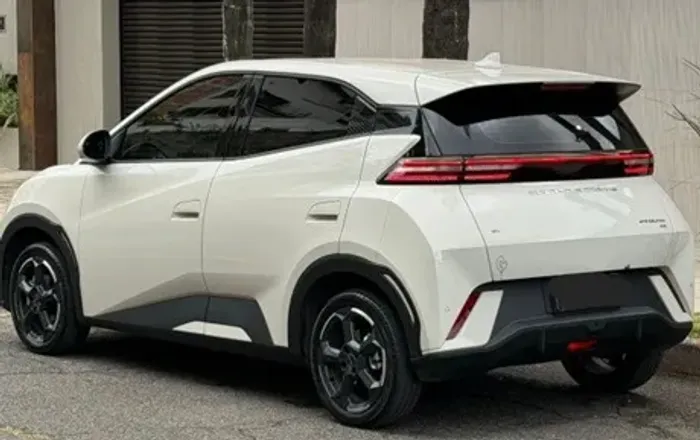LOCAÇÃO - BYD DOPLHIN MINI