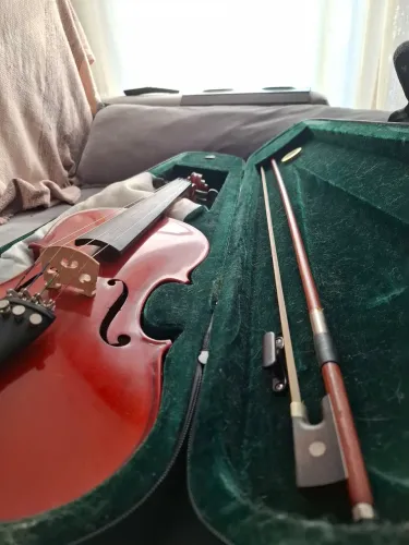 Violino 4/4 novinho *troco por um fogão outattoo!