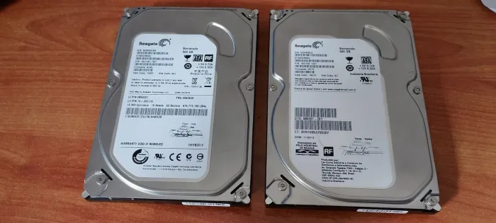 Vendo 2 excelentes hds seagate 500 GB para Pc desktop
