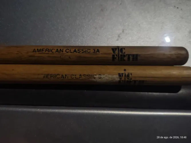 Baqueta Vic Firth (o par)