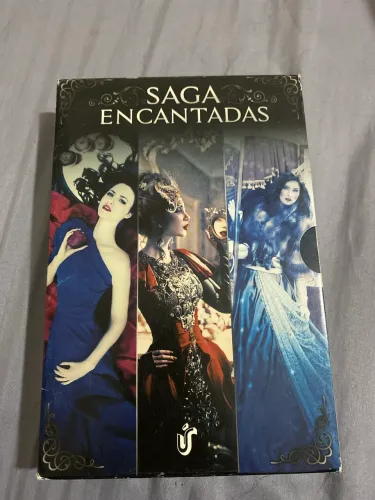Saga encantadas - Livro 1 Veneno, Livro 2 Feitiço e Livro 3 Poder