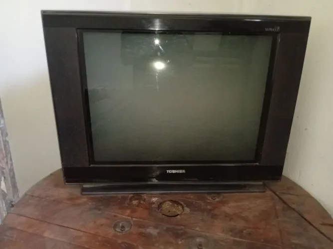 TV modelo antigo Toshiba Ultra Slim 29" - Tubo/CRT