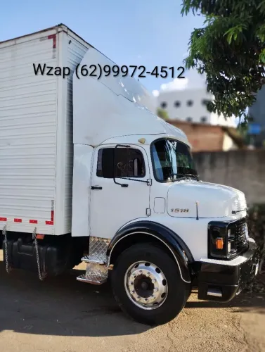 Vende-se 1518 ano 89