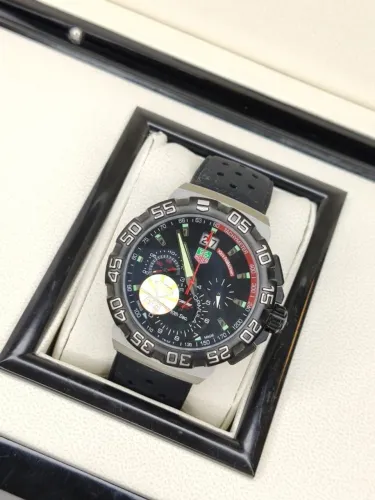 RELOGIO TAG HEUER KIMI COM CRONOGRAFO LINHA AAA+ COMPRA GARANTIDA RECEBEU LIBERA PAGAMENTO