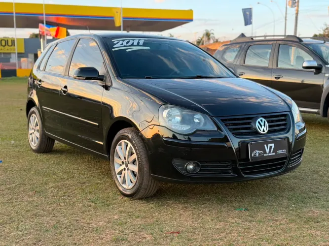 Volkswagen Polo Sportline 1.6 MI Total Flex 8V 5P 2011