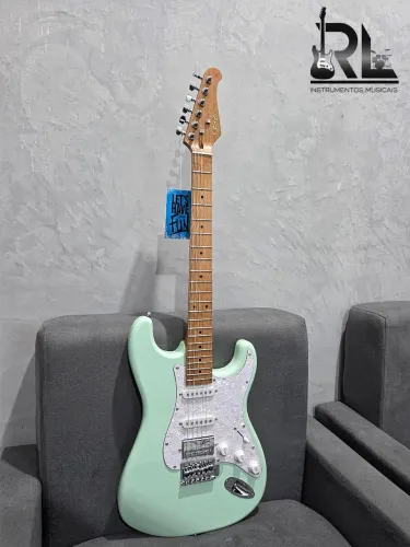Guitarra Seizi Fun Vintage Budokan Hss Surf green