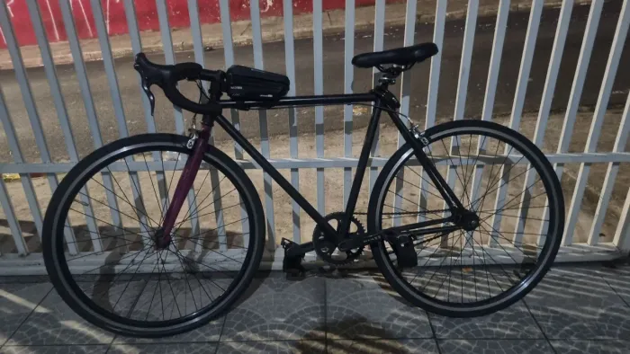 bicicleta fixa/speed sem marchas aro 700