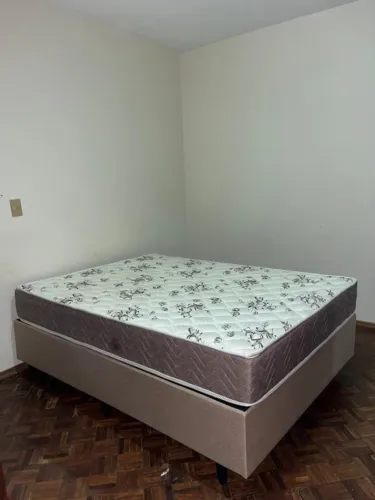 Cama box de casal 