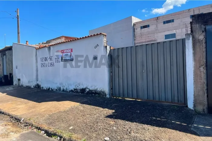 Casa à Venda 1 dormitório no Jardim Aeroporto I em Franca