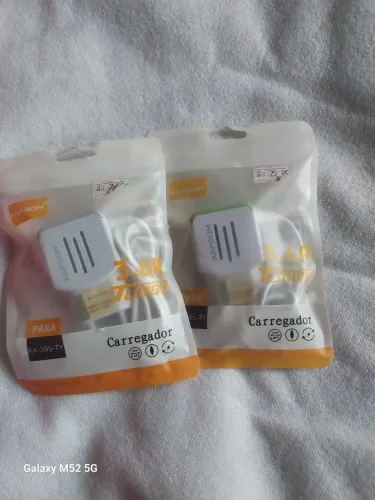 15 Caregador de celular novo tudo por 60,00