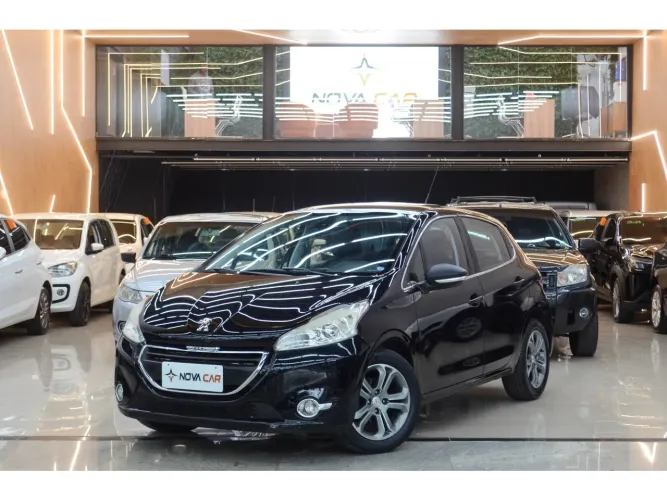 Peugeot 208 2013