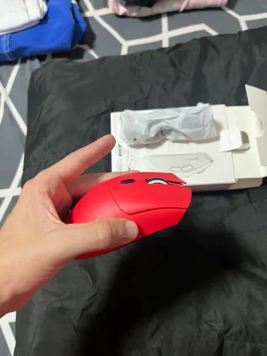 Mouse r1 attack shark