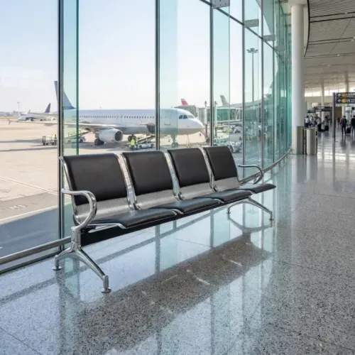 Longarina Aeroporto Estofada 4 Lugares Cromada Alta Resistência Espera Conforto 33112