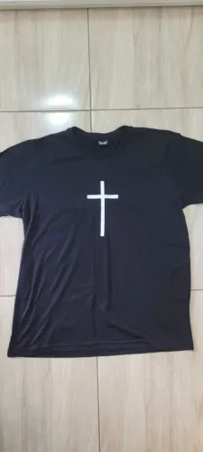 Lote de 3 Camisetas e 1 Regata