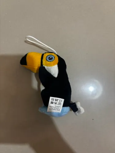 Pelucia kinder ovo tucano coleção natoons