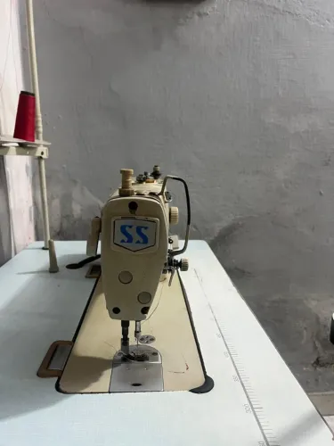 Máquina de costura
