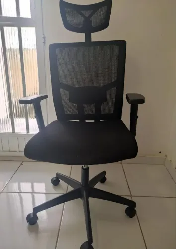 Cadeira Escritório preta