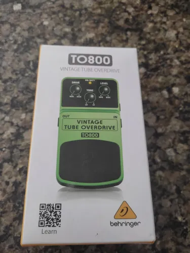 Vendo pedal Behringer NOVO