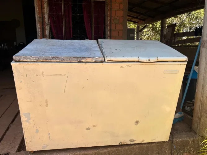 VENDO FREEZER USADA NO PRECINHO
