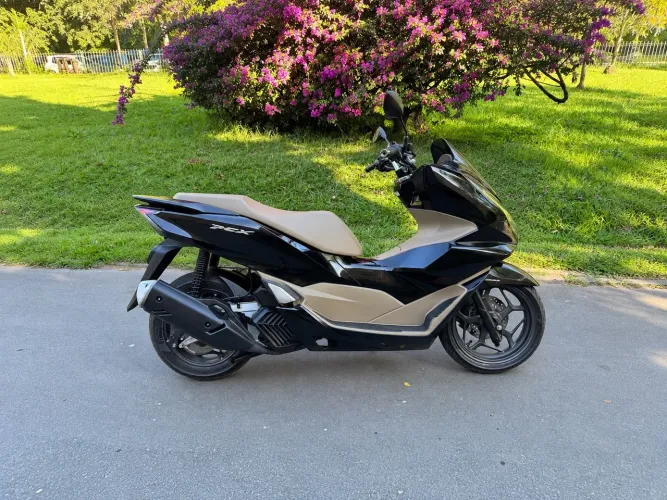 Honda PCX 160 DLX 2026