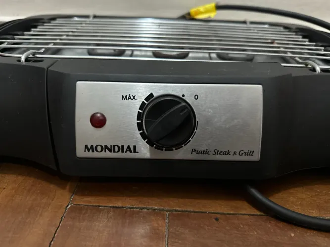 Churrasqueira Elétrica Mondial 127V