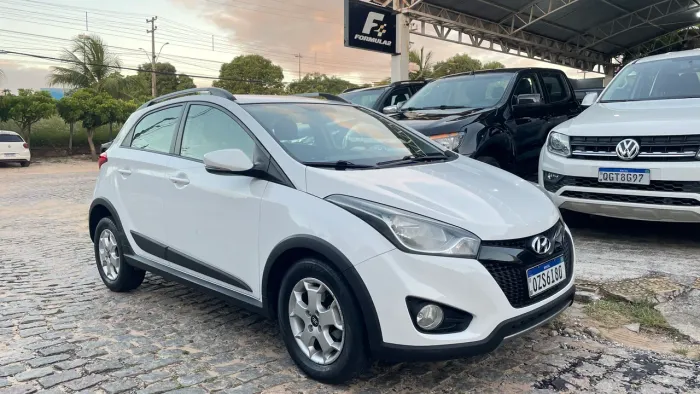 Hyundai HB20 C.style/c.plus 1.6 Flex 16V Aut. 2015