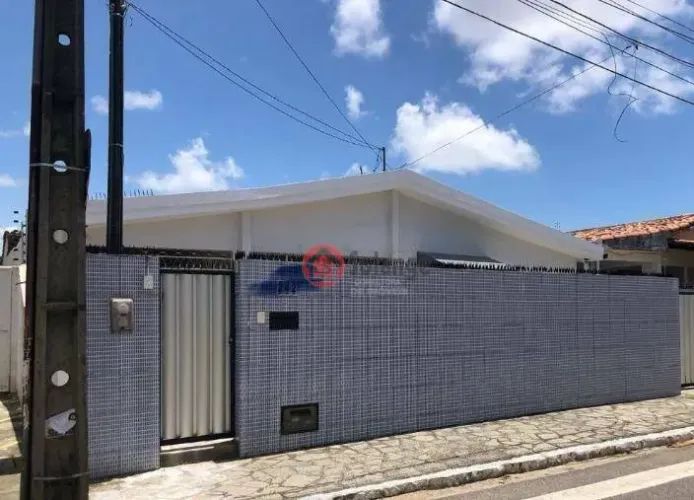 Casa Castelo Branco R$ 550 Mil