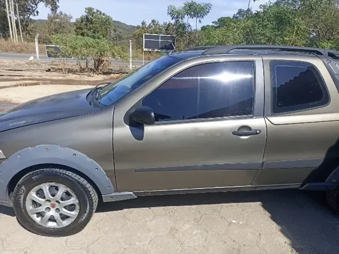 Fiat Strada Working 1.4 MPI Fire Flex 8V CD 2011