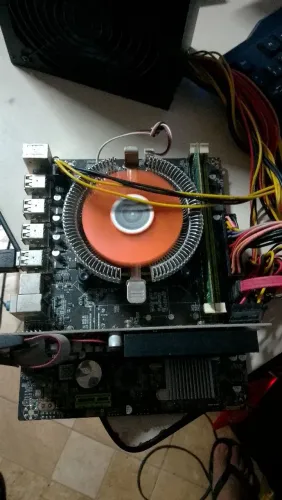 Kit xeon E5-2470v2 8gb ddr3 (leia anúncio!)