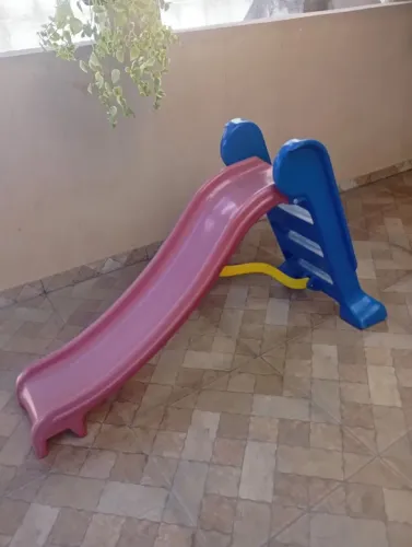Escorregador infantil