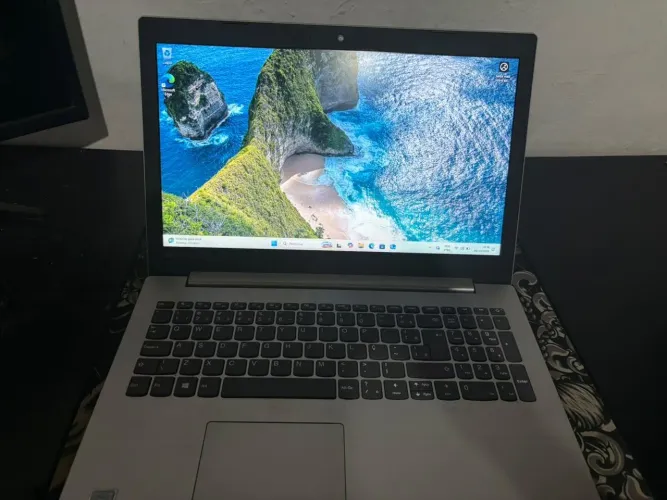 Notebook Intel Core i3 7ª Gen | 8GB RAM | Windows 11