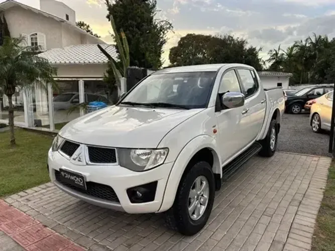 Mitsubishi L200 Triton HPE 3.5 CD V6 24V Flex Aut. 2017