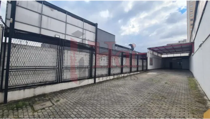 LOCAÇÃO GALPÃO COMERCIAL NO TATUAPÉ | 130m²