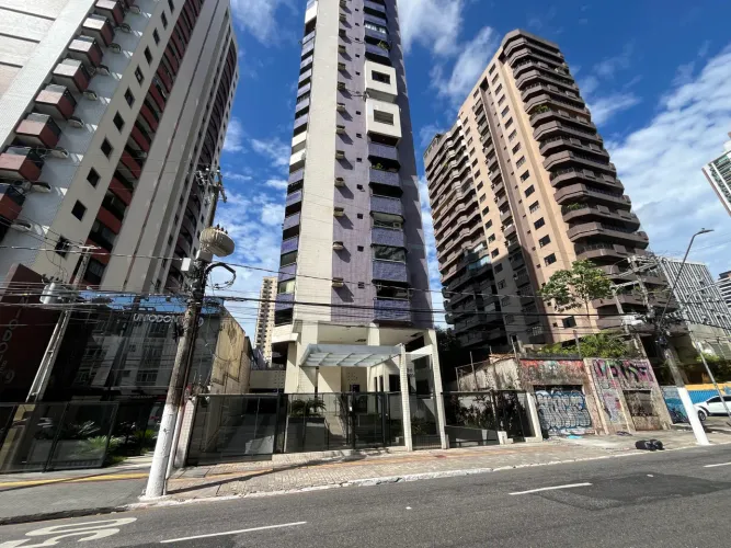Apartamento de 3/4 em Nazaré - Ed. Turquesa