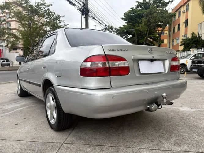 Toyota Corolla XEI 1.8/1.8 Flex 16V Aut. 2001