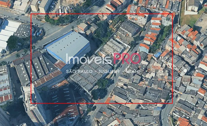 Mais de 3600 m² de terreno com galpões alugados para venda! Galpão com renda!