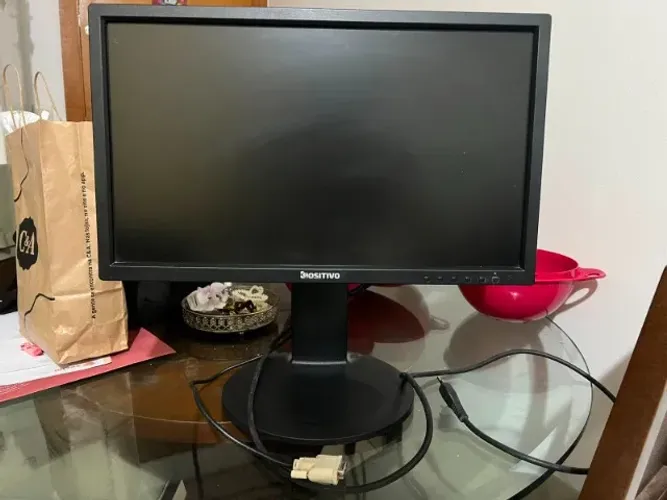 MONITOR POSITIVO 24pol 75HZ VGA