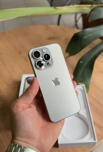 Iphone 15 pro 256G