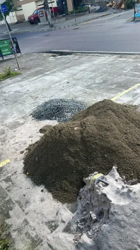 Preciso ajudante Camboinha demolição 