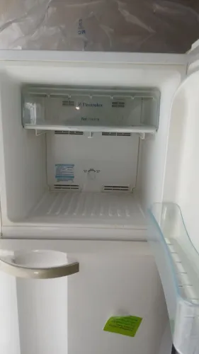 Geladeira Electrolux frost free