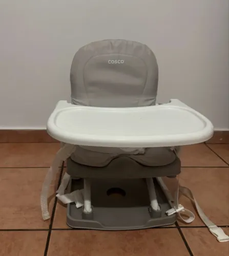 Cadeira de papinha COSCO excelente estado