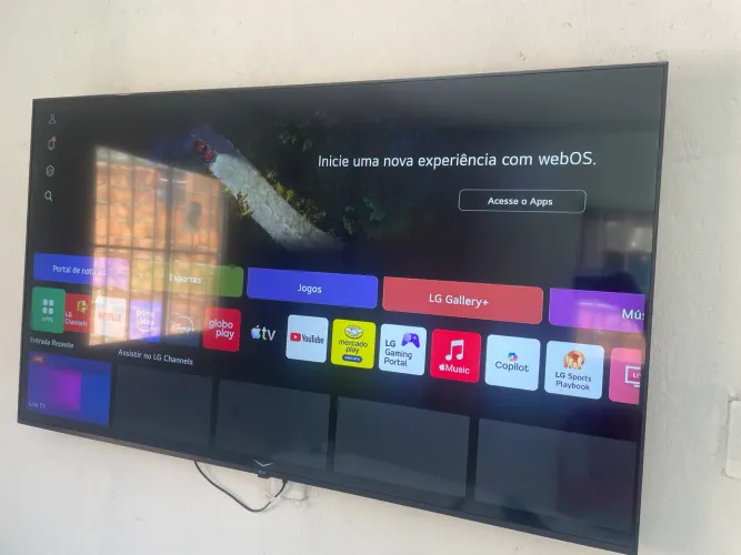 Tv LG 60 nova com garantia pelo fabricante.