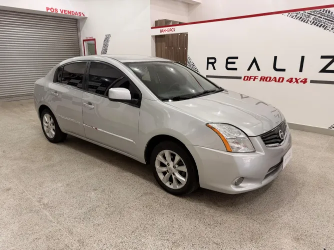 Nissan Sentra S 2.0/ 2.0 Flex Fuel 16V Aut. 2012