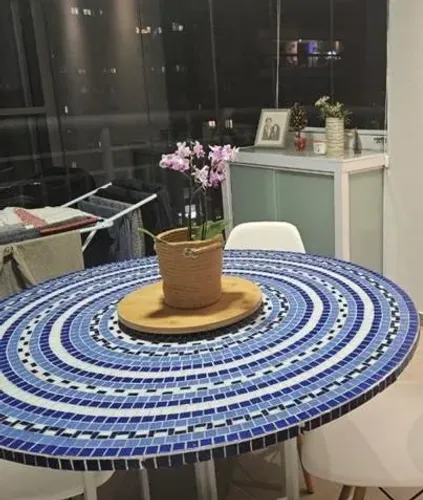 Mesa de Varanda em Mosaico Artesanal
