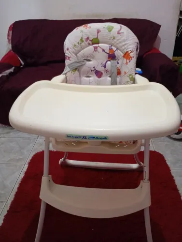 Cadeira de alimentação 