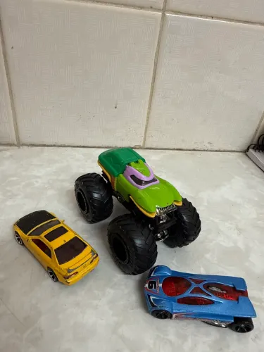Lote carrinhos Hot wheels