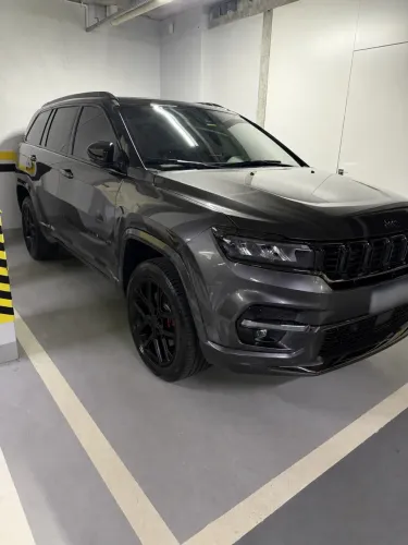 Jeep Commander Black Hurricane 2.0 4X4 TB AUT 2025