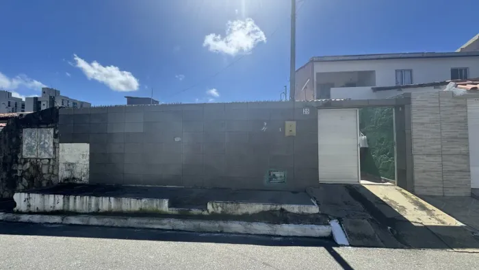 Casa para Locação em Maceió, Serraria, 3 dormitórios, 1 suíte, 2 banheiros, 3 vagas